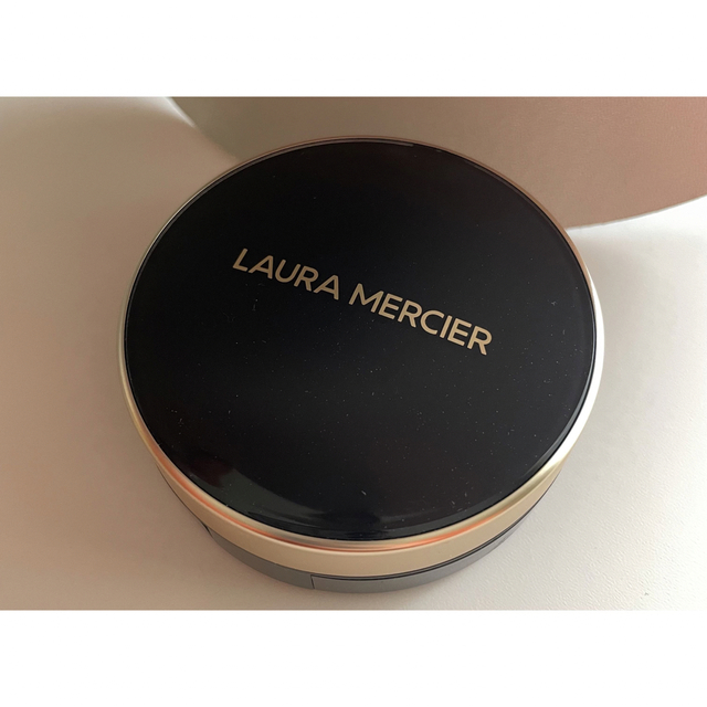 ほぼ未使用ローラメルシエ クッションファンデ1N1 laura mercier