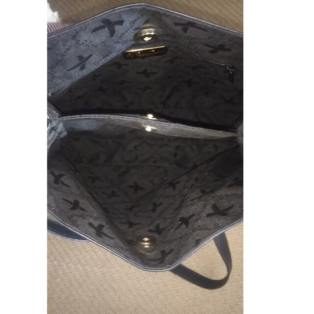 Paloma Picasso(パロマピカソ)のパロマピカソの紺色バッグ レディースのバッグ(ショルダーバッグ)の商品写真