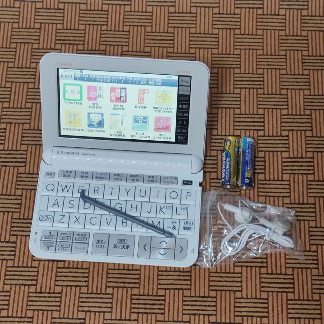 新作登場低価】 美品 カシオ 電子辞書 XD-SR9800 大学生 上級英語