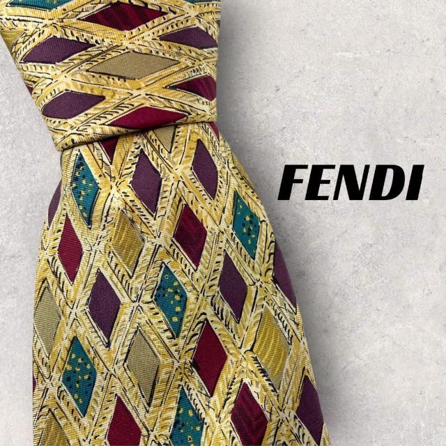FENDI(フェンディ)の【4844】良品！FENDI フェンディ　ネクタイ　イエロー系　総柄 メンズのファッション小物(ネクタイ)の商品写真