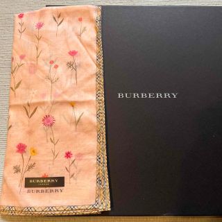 バーバリー(BURBERRY)のBURBERRY　ハンカチ　ピンク　花(ハンカチ)