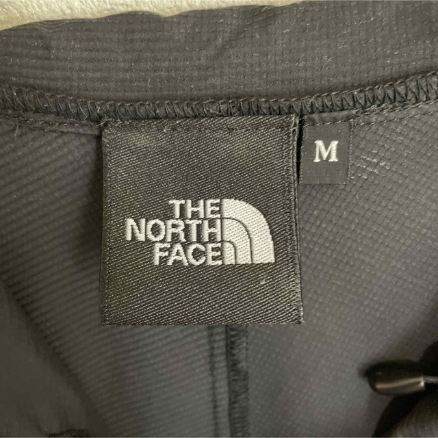 THE NORTH FACE(ザノースフェイス)のTHE NORTH FACE Swallowtail Hoodie ブラックM メンズのジャケット/アウター(ナイロンジャケット)の商品写真