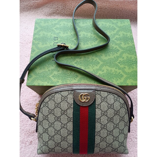 新入荷 Gucci ✨GGショルダーバッグ✨グッチ ☆美品✨オフィディア