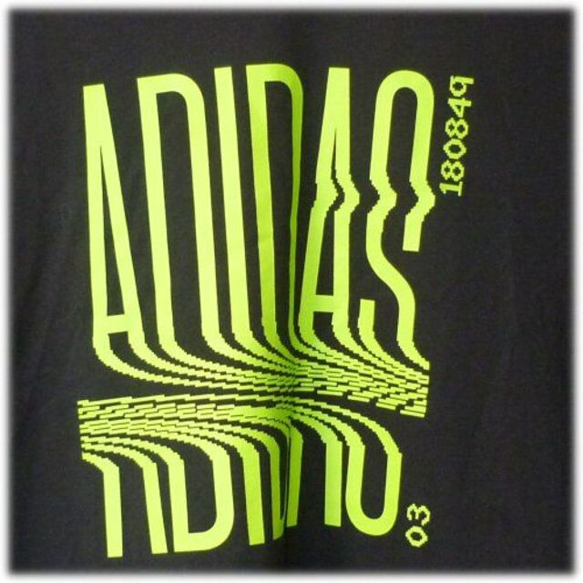 adidas(アディダス)の新品未使用◆大きいサイズ◆(XO)(2XL)adidas 黒グラフィックTシャツ メンズのトップス(Tシャツ/カットソー(半袖/袖なし))の商品写真