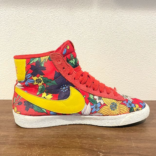 NIKE WMNS BLAZER MID TEXTILE PRINT ナイキ