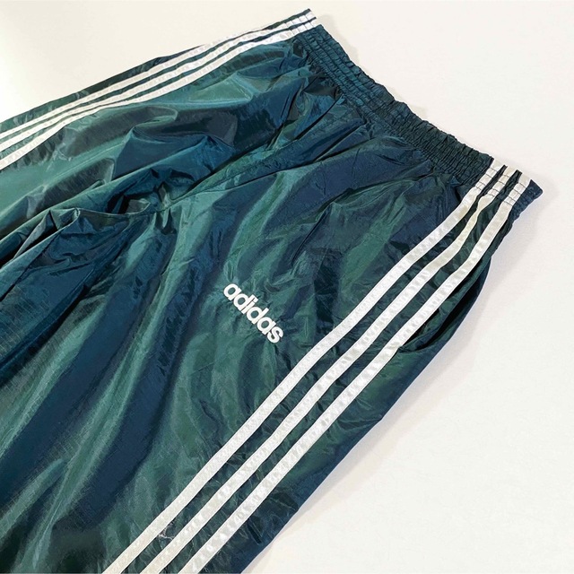 adidas(アディダス)の▼ adidas snap green nylon pants ▼ メンズのパンツ(その他)の商品写真