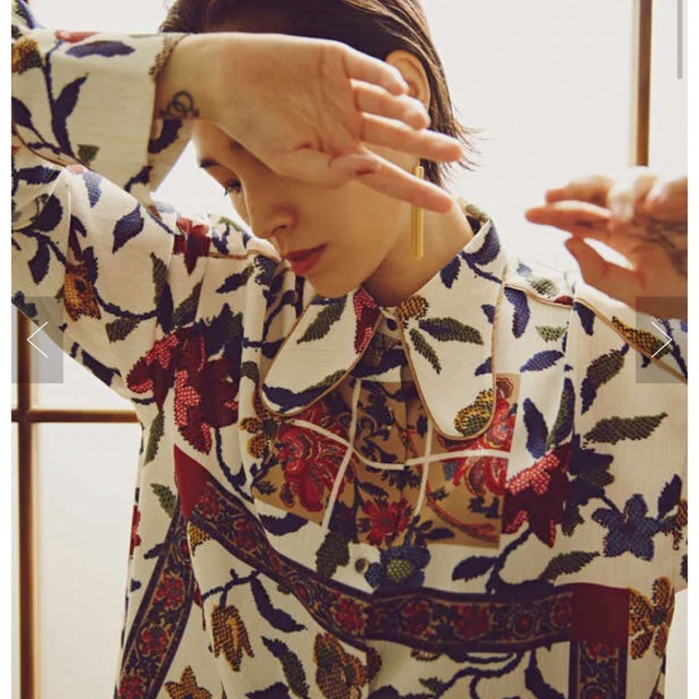 ROSE BUD - ROSE BUD 花柄シャツの通販 by a shop|ローズバッドならラクマ ROSE BUD - ROSE BUD 花柄シャツの通販 by a shop|ローズバッドならラクマ