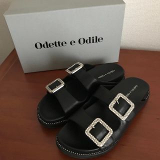 秋にも伊勢丹限定今だけ価格Odette e Odileサンダル　ビジューサンダル