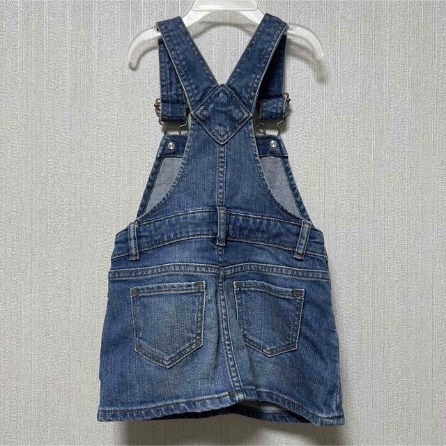 babyGAP(ベビーギャップ)のGAP BABYGAP デニムワンピース デニム 90 キッズ/ベビー/マタニティのキッズ服女の子用(90cm~)(ワンピース)の商品写真