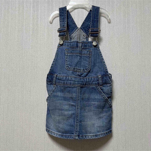 babyGAP(ベビーギャップ)のGAP BABYGAP デニムワンピース デニム 90 キッズ/ベビー/マタニティのキッズ服女の子用(90cm~)(ワンピース)の商品写真