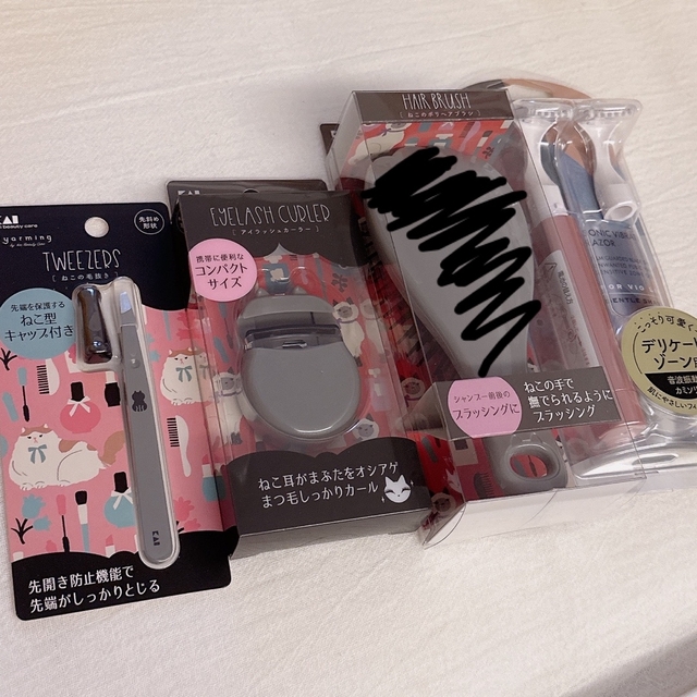 貝印(カイジルシ)の4点セット　貝印　KAI FEMINICARE フェミニケア VIOシェーバー スマホ/家電/カメラの美容/健康(レディースシェーバー)の商品写真