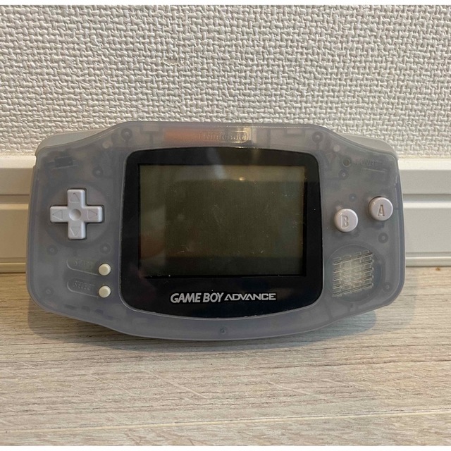 任天堂(ニンテンドウ)のゲームボーイアドバンス（GAME BOY ADVANCE）本体 ミルキーブルー エンタメ/ホビーのゲームソフト/ゲーム機本体(携帯用ゲーム機本体)の商品写真