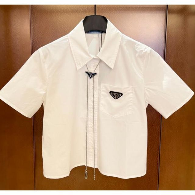 PRADA シャツ 半袖 2022年新作 17956円 www.skytrac.ca