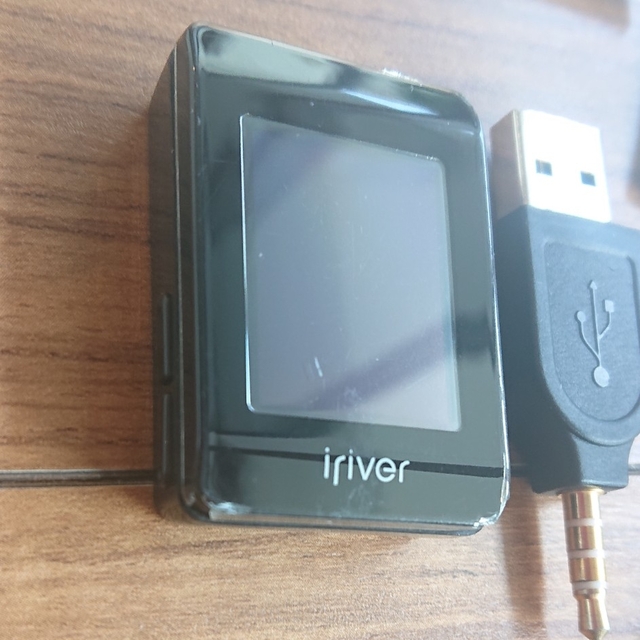 iriver(アイリバー)の【送料無料】【ジャンク品】iriver ポータブル ミュージックプレイヤーS10 スマホ/家電/カメラのオーディオ機器(ポータブルプレーヤー)の商品写真
