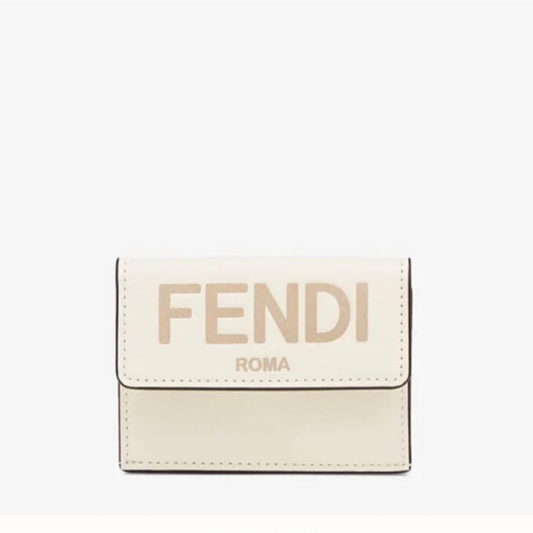 FENDI マイクロ 三つ折り財布 オンライン限定色 ミニ財布