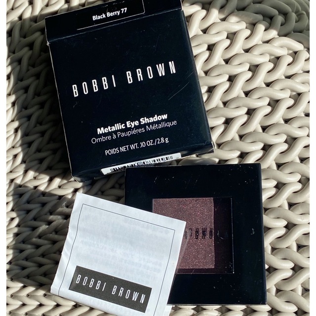 BOBBI BROWN(ボビイブラウン)のBOBBI BROWN ボビーブラウン　アイシャドウ　ブラックベリー コスメ/美容のベースメイク/化粧品(アイシャドウ)の商品写真