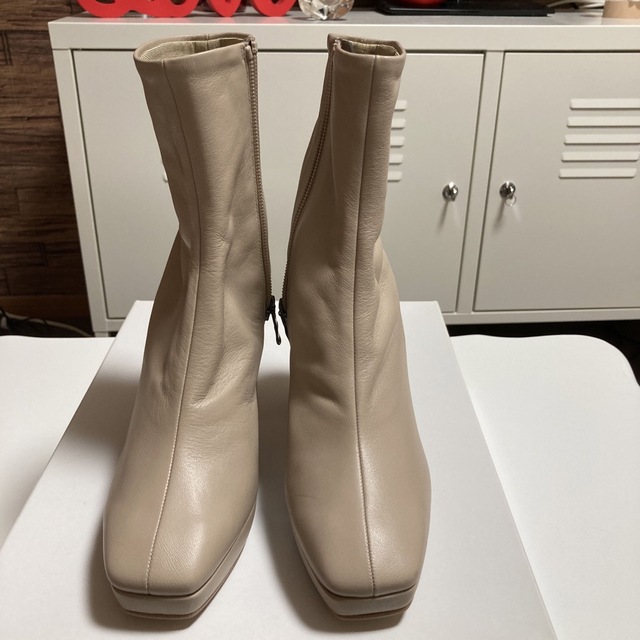 D IANAダイアナ シフォンベージュ ストレッチスムース 【予約