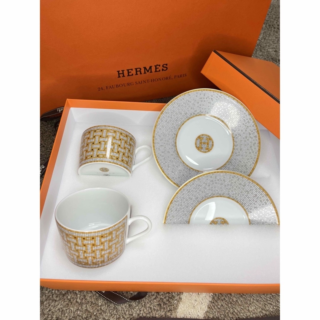 Hermes - ✨エルメス✨新品《モザイク24》ティーカップ＆ソーサー ２客