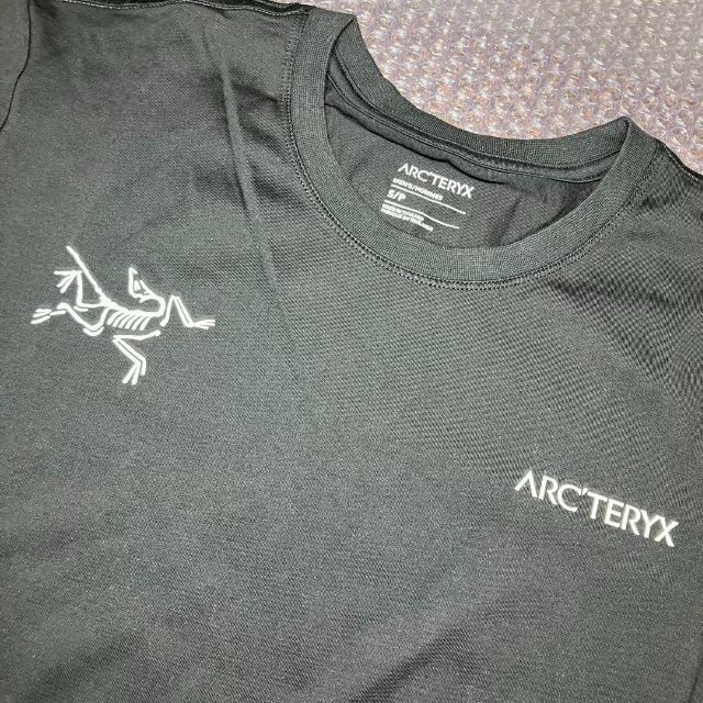 ARC'TERYX(アークテリクス)のSplit アークテリクス スプリット Split  Tシャツ ブラック S メンズのトップス(Tシャツ/カットソー(半袖/袖なし))の商品写真