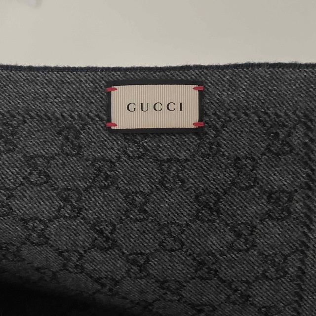 Gucci(グッチ)のGUCCIマフラー グッチ リバーシブル マフラー メンズ メンズのファッション小物(マフラー)の商品写真