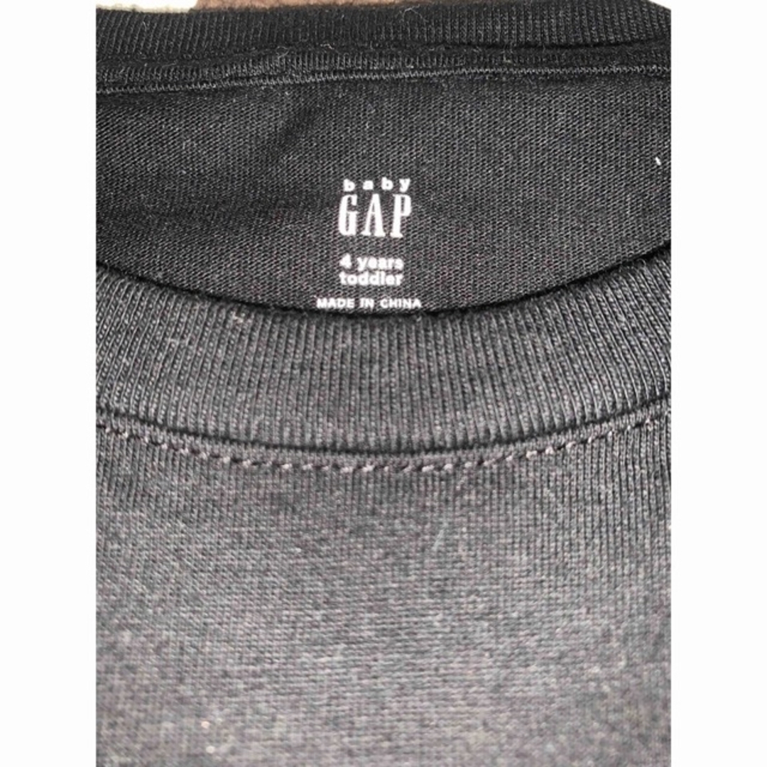 babyGAP(ベビーギャップ)のラスト！GAP☆ロングTシャツ４years黒 キッズ/ベビー/マタニティのキッズ服男の子用(90cm~)(Tシャツ/カットソー)の商品写真