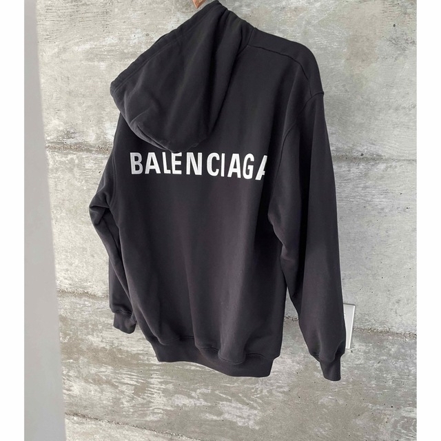 美品　BALENCIAGA  パーカー