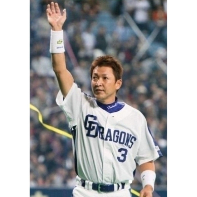 【美品】中日ドラゴンズ 立浪和義 監督 2023 ミズノ ユニフォーム ホーム