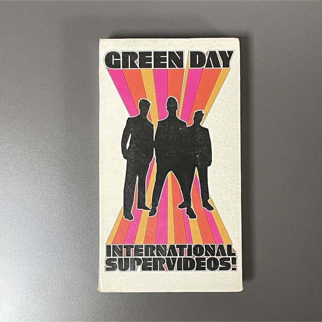 VHS GREEN DAY INTERNATIONAL SUPER VIDEOS エンタメ/ホビーのエンタメ その他(その他)の商品写真