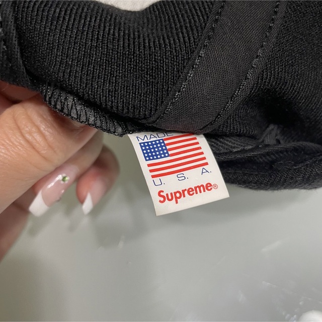 Supreme(シュプリーム)のsupreme Established World Famous Cap メンズの帽子(キャップ)の商品写真