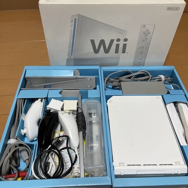 Nintendo Wii RVL-S-WA  本体