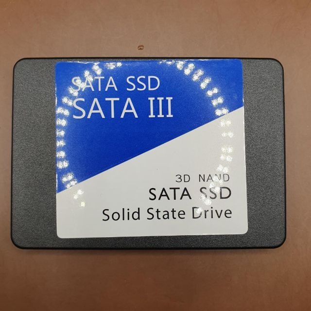 25インチSSD型式SSD 2.5 2TB 2000GB【動作確認済】パソコン HDD交換 美品