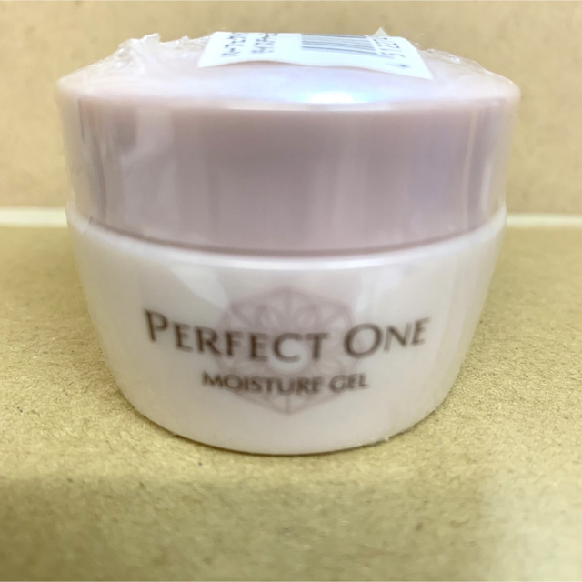 PERFECT ONE(パーフェクトワン)のパーフェクトワン ホワイトニングジェル  モイスチャージェル コスメ/美容のスキンケア/基礎化粧品(保湿ジェル)の商品写真