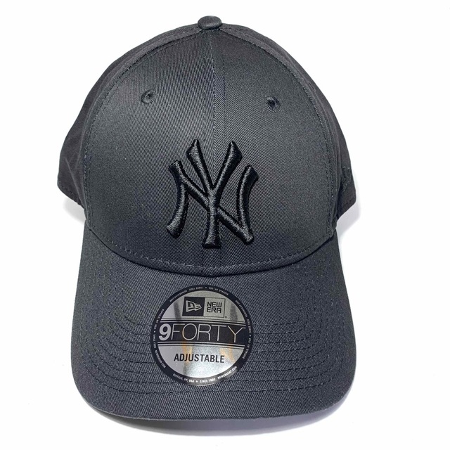 NEW ERA(ニューエラー)のニューエラ 9FORTY ニューヨーク・ヤンキース ブラック × ブラック メンズの帽子(キャップ)の商品写真