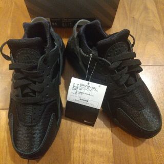 NIKE エアハラチ ブラック  22.5㎝(スニーカー)