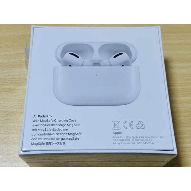 Apple(アップル)のAirPods Pro MLWK3J スマホ/家電/カメラのオーディオ機器(その他)の商品写真