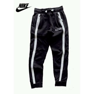 ナイキ(NIKE)の【まぁ様専用】NIKE ナイキ スウェットパンツ レディース Mサイズ(カジュアルパンツ)