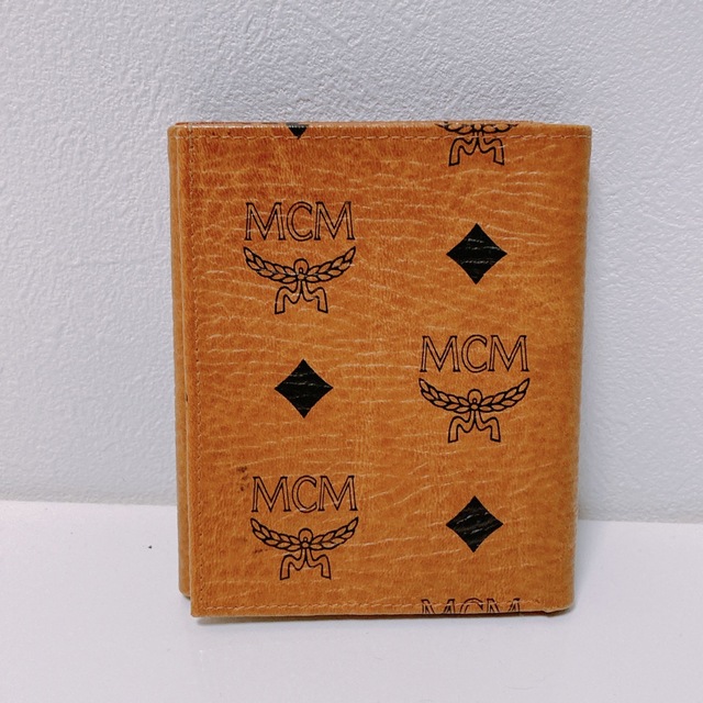 MCM コンパクトウォレット カード兼札入れ ロゴグラム コニャック 茶 PVC