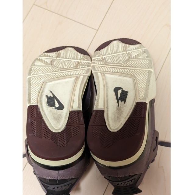 A Ma Maniére × Nike Air Jordan 4 7