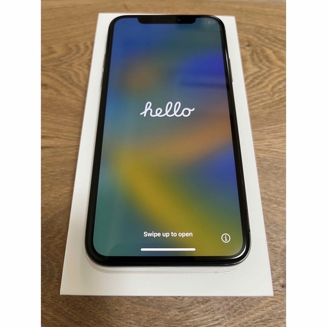 iPhone(アイフォーン)のiPhone X 本体 256GB スマホ/家電/カメラのスマートフォン/携帯電話(スマートフォン本体)の商品写真