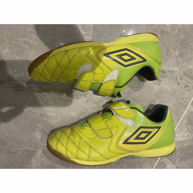 umbro フットサルシューズ 21 アンブロ サッカー ジュニア 室内 - シューズ