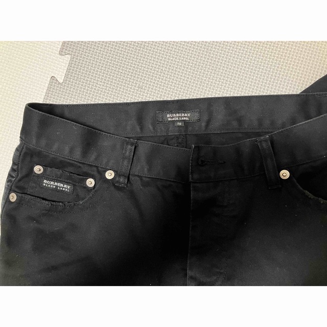 BURBERRY BLACK LABEL(バーバリーブラックレーベル)のバーバリーブラックレーベル　黒パンツ メンズのパンツ(チノパン)の商品写真
