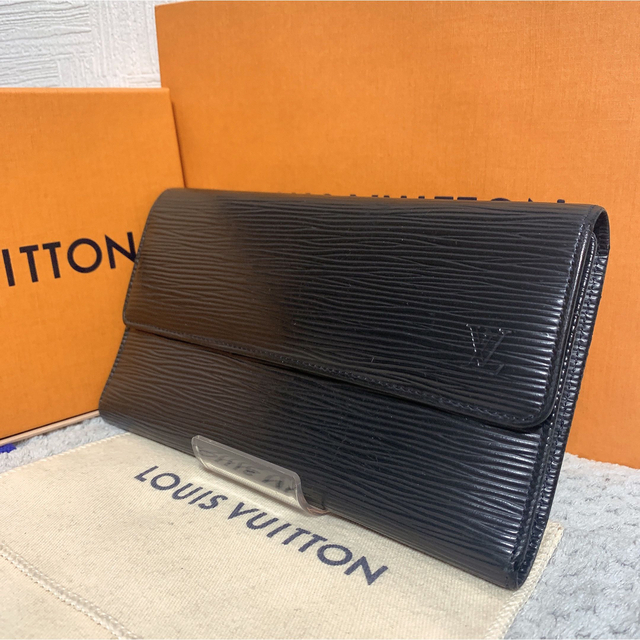 ルイヴィトン エピ 財布 二つ折り財布 青 ブルー 小物 ルイヴィトン エピ 財布 二つ折り財布 青 ブルー 小物