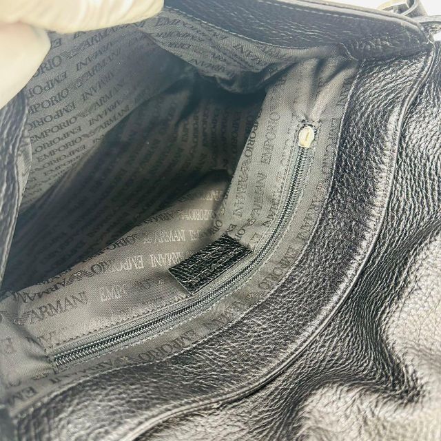 鑑定済み】EMPORIO ARMANI 斜め掛けショルダーバッグ Y4M366