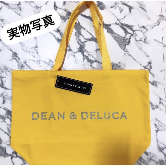 DEAN & DELUCA(ディーンアンドデルーカ)のdean＆deluca　イエロー　Lサイズ　トートバッグ　ラメロゴ　内ポケ付 レディースのバッグ(トートバッグ)の商品写真