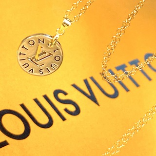 LOUIS VUITTON - 【ルイヴィトン】モノグラムネックレス　純銀製の金18Kコーティングチェーン