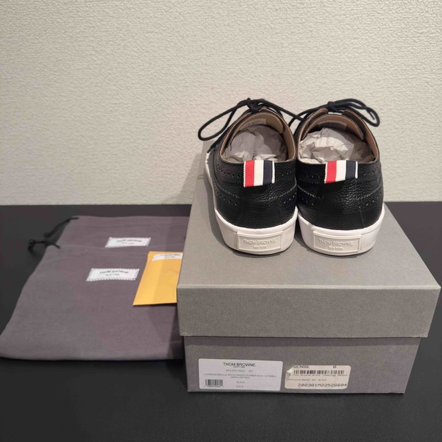 Thom Brown ロングウィング スニーカー ブローグ | www.smartbox.com.sg