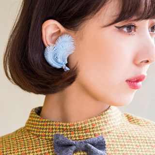 パメオポーズ(PAMEO POSE)のPAMEO POSE feather earrings(イヤリング)