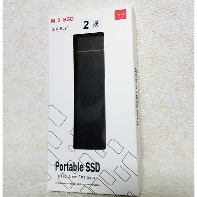 外付けSSD 2TB ポータブル★Type-C★新品★ブラック スマホ/家電/カメラのPC/タブレット(PC周辺機器)の商品写真