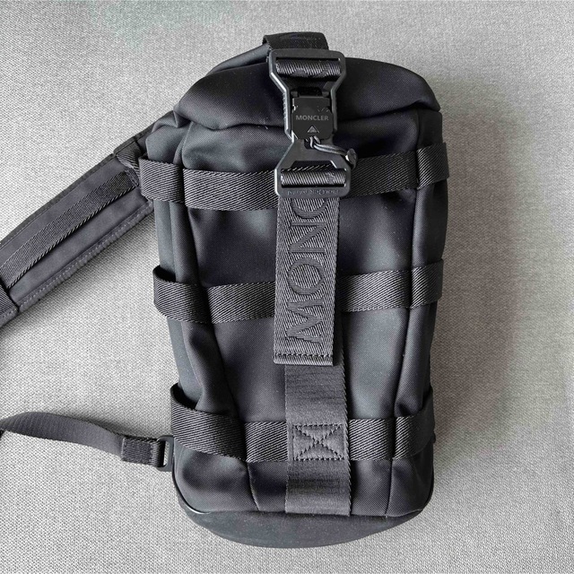 MONCLER(モンクレール)の新品 MONCLER ARGENS ショルダーバッグ メンズのバッグ(ショルダーバッグ)の商品写真