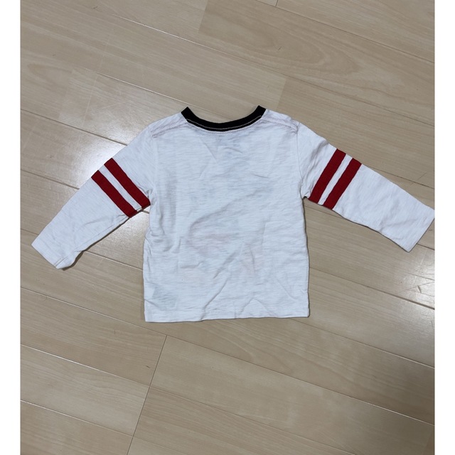 Disney(ディズニー)のGap Disney ミッキーマウス ロンTEE KIDS 95㎝ キッズ/ベビー/マタニティのキッズ服男の子用(90cm~)(Tシャツ/カットソー)の商品写真